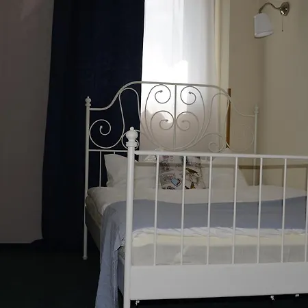 Artmotel & Bistro 3*