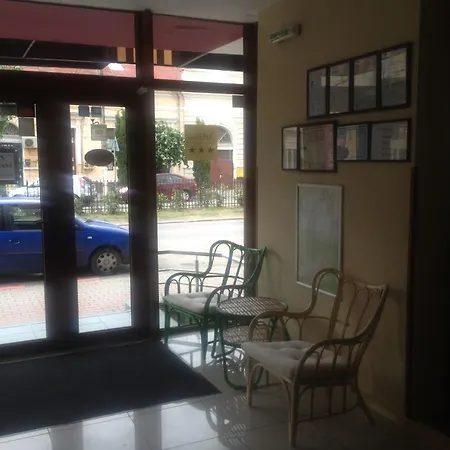 Artmotel & Bistro בית הארחה 3*