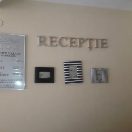 Artmotel & Bistro Haţeg